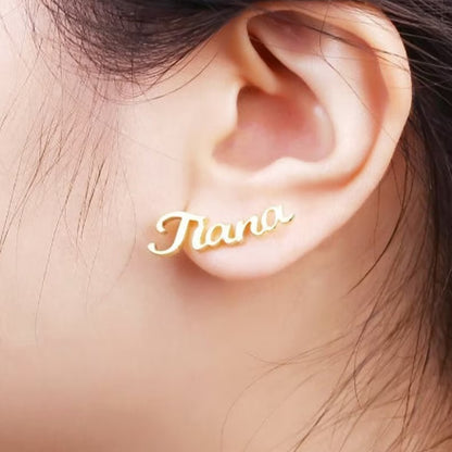 Personalisierte Ohrringe mit deinem Namen